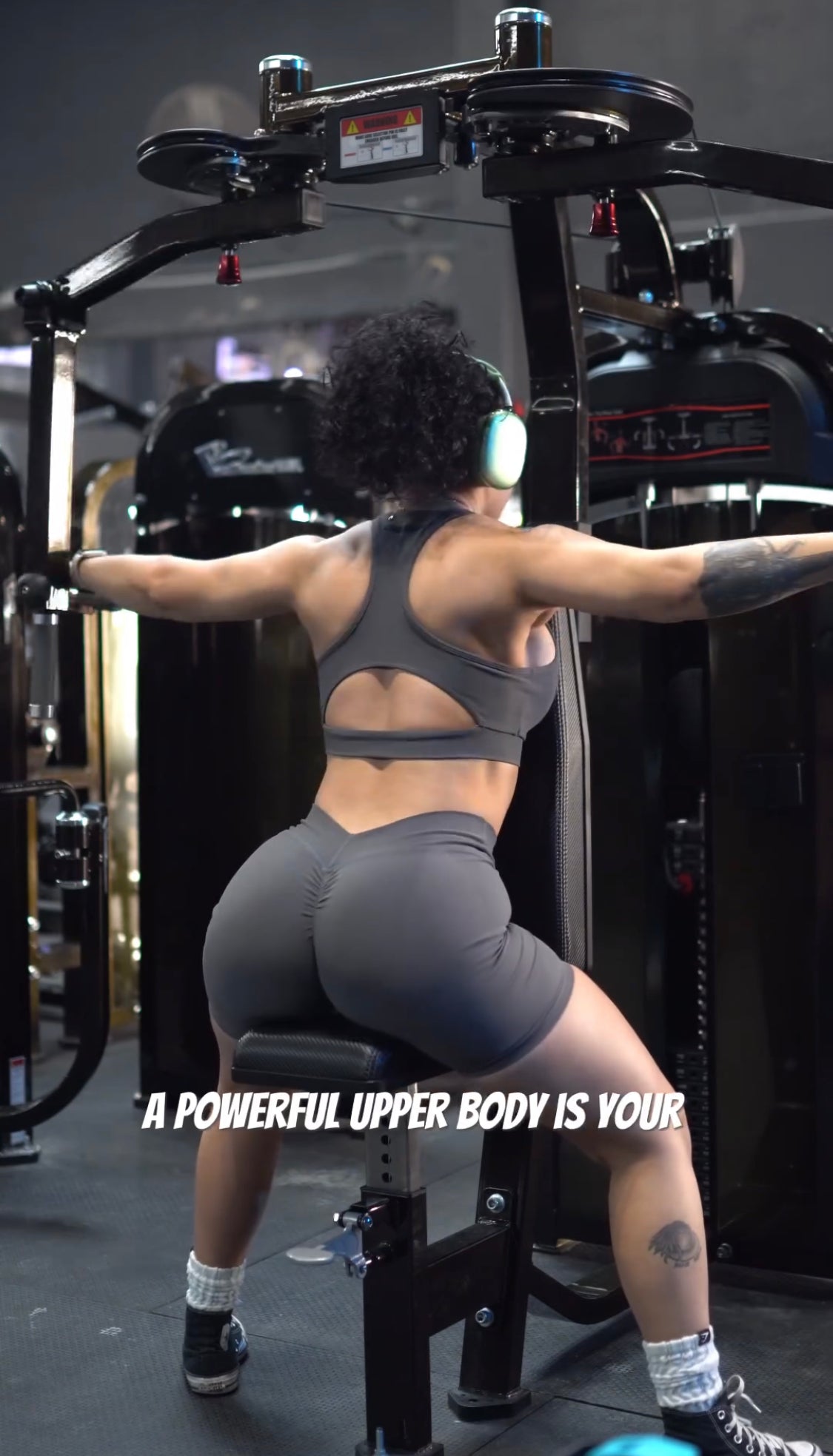 Ribbed charcoal - sports bra