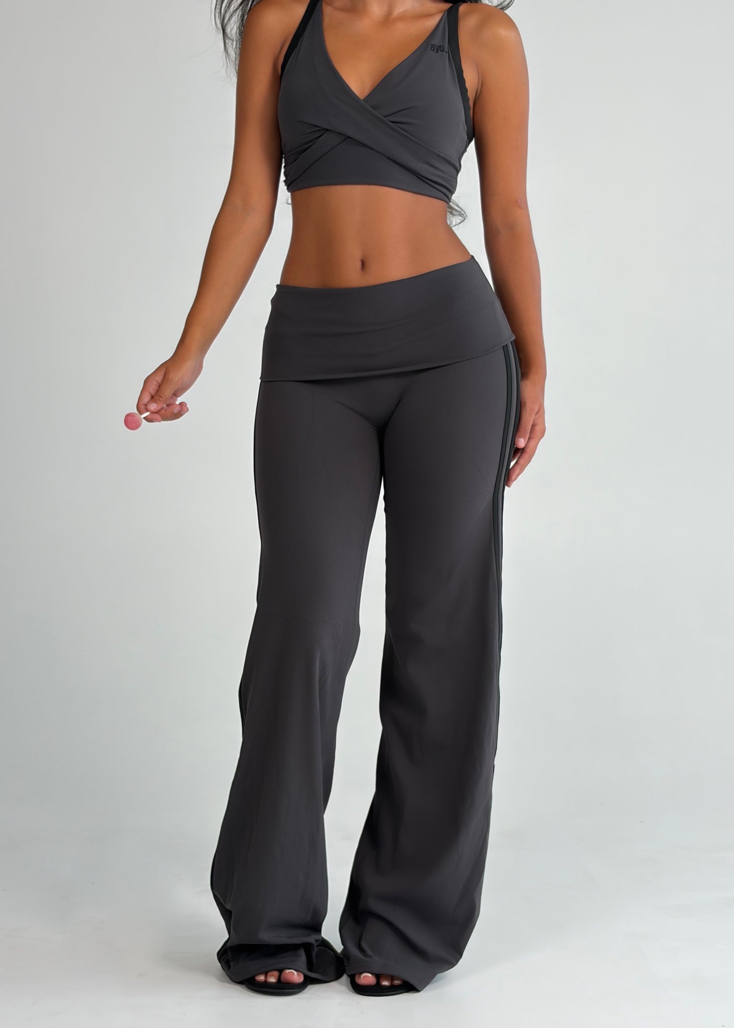 Graphite - Fold-over high flares